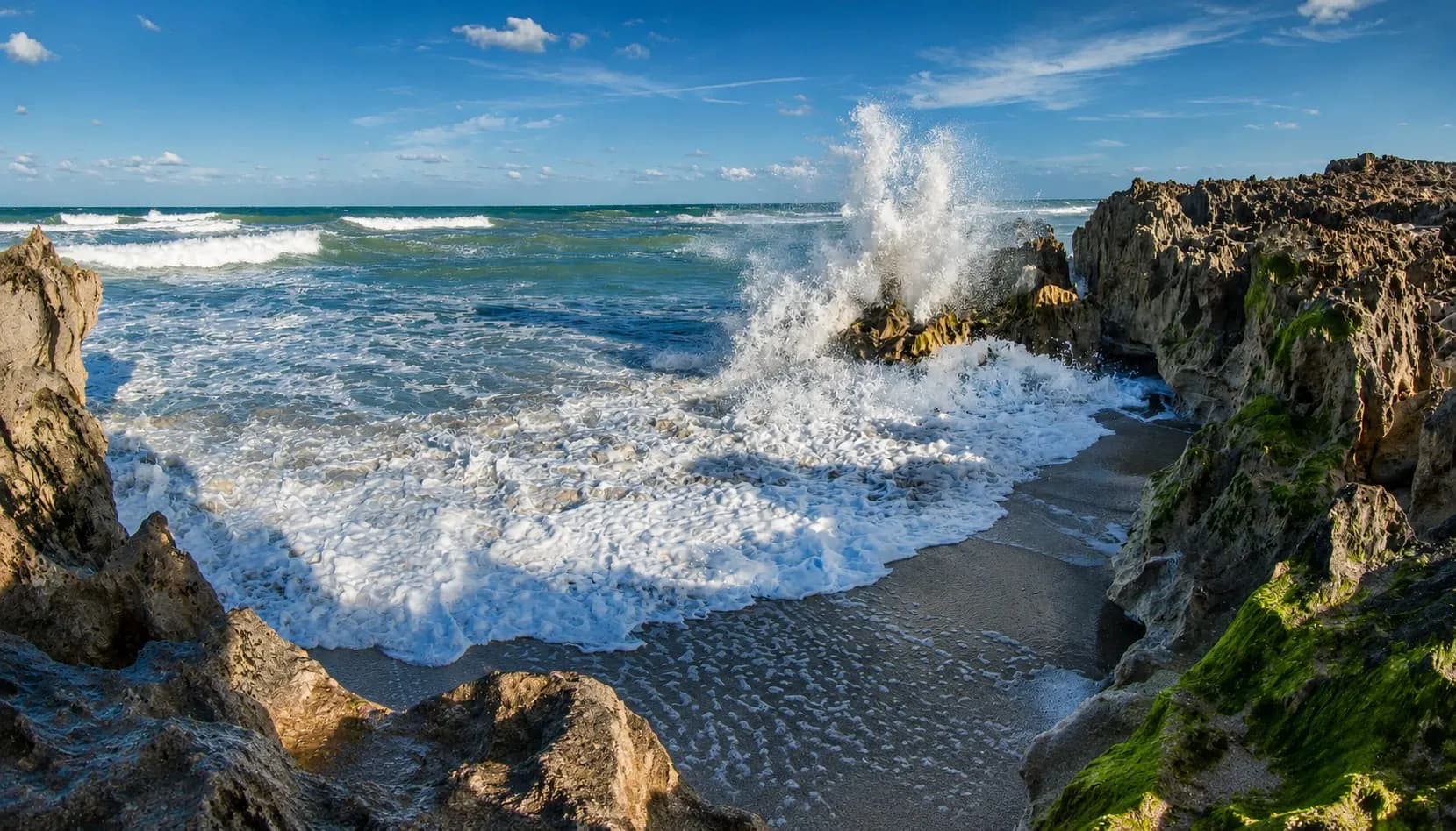 Water damage restoration in Hutchinson Island, FL